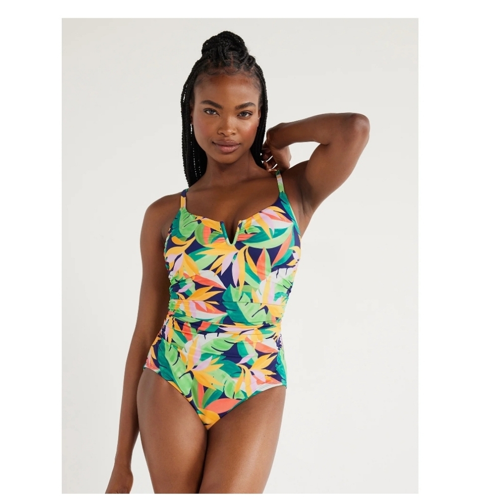 Time and Tru Women's Tropical Oasis One Piece Swimsuit Small -Price Is Firm